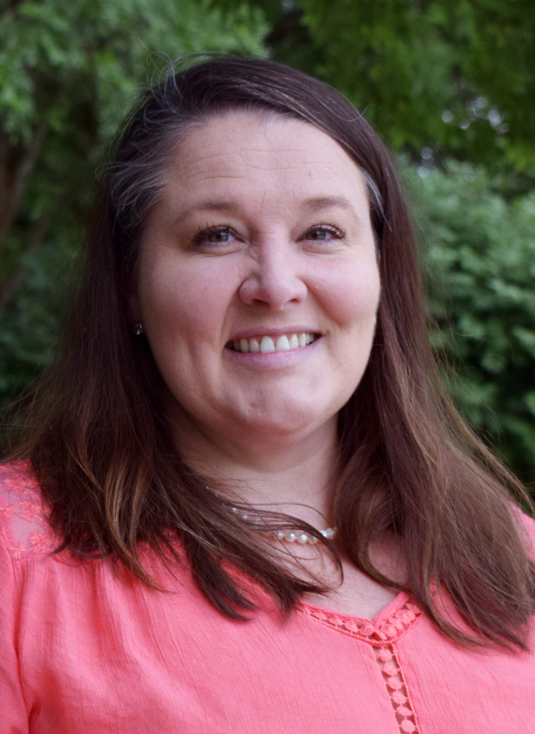 Kim Headshot 18
